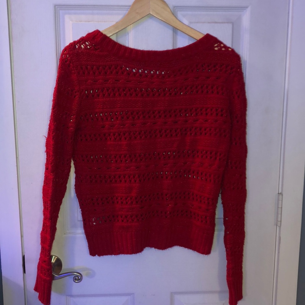 Red sweater - Picture 5 of 5